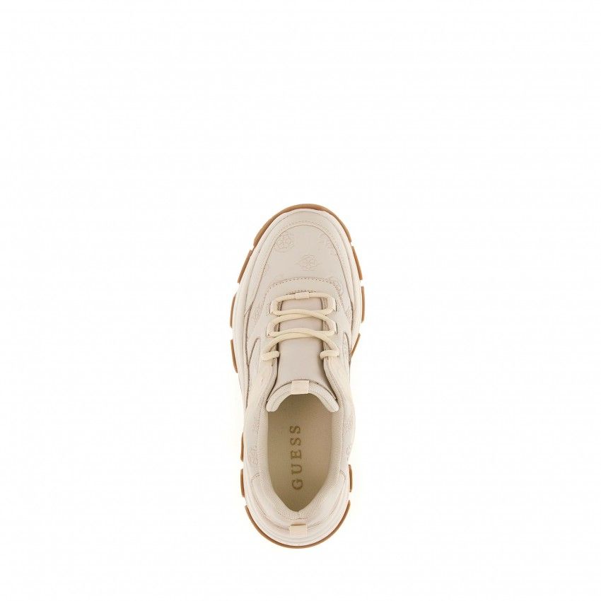 Casual GUESS