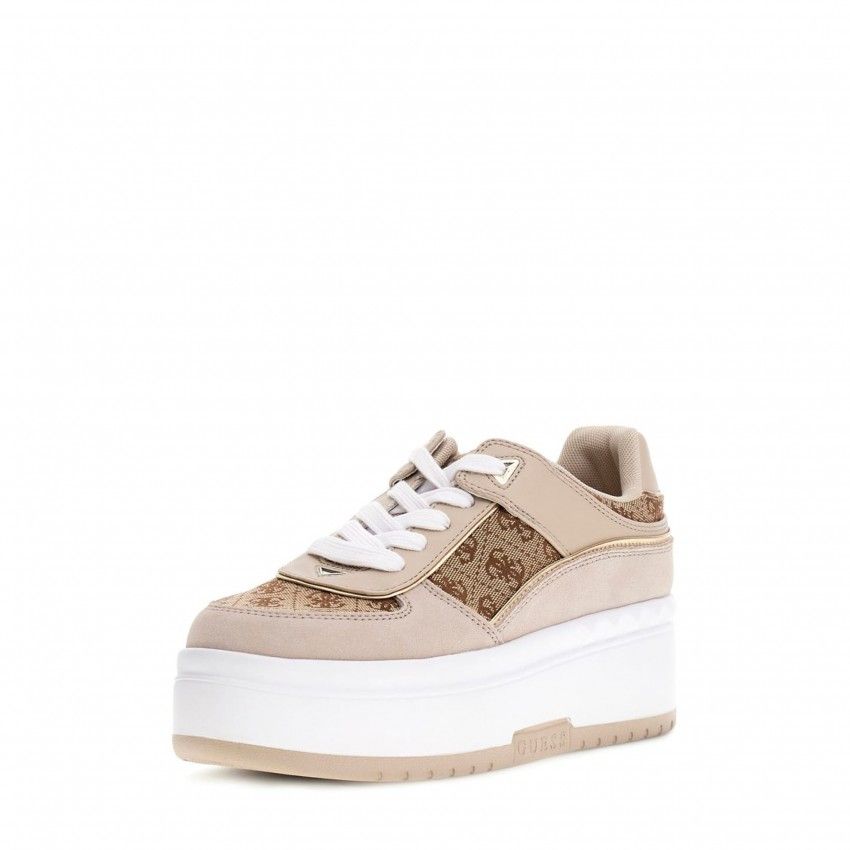 Casual GUESS