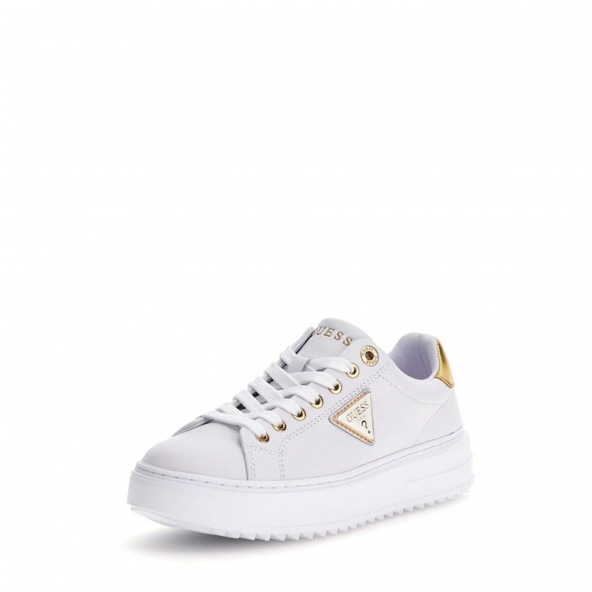Casual GUESS