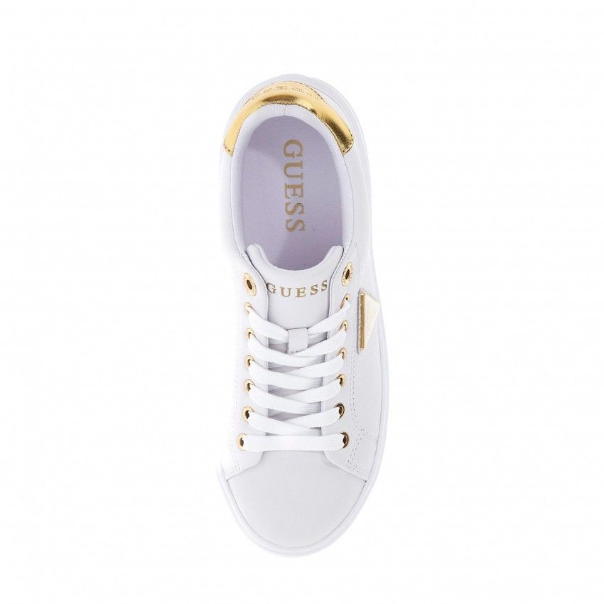 Casual GUESS