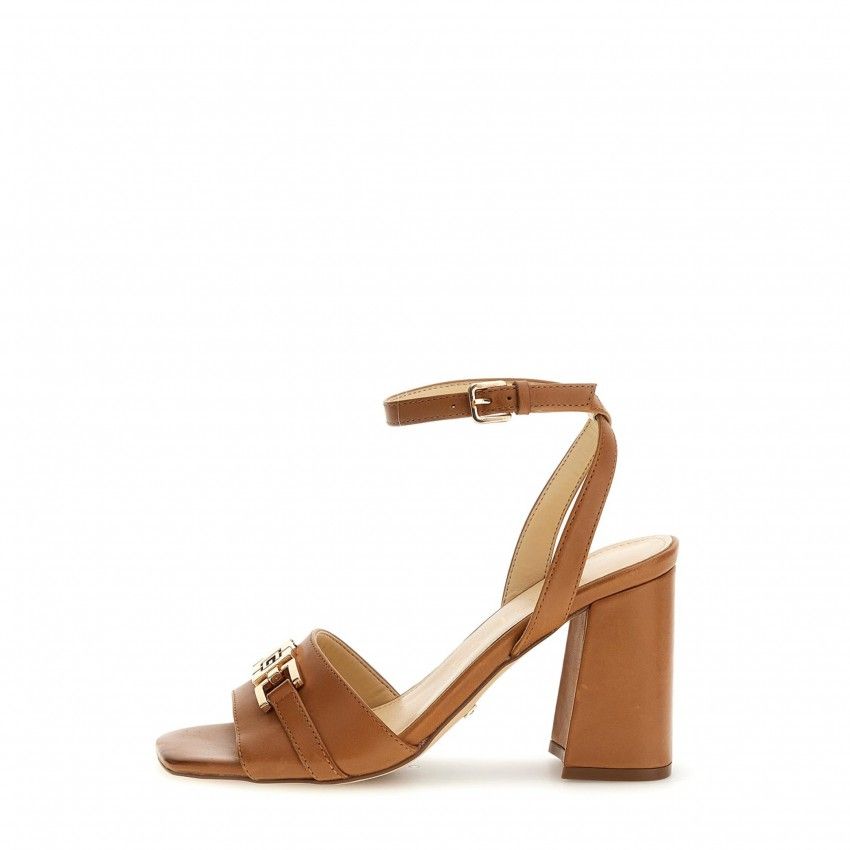 Sandalias GUESS