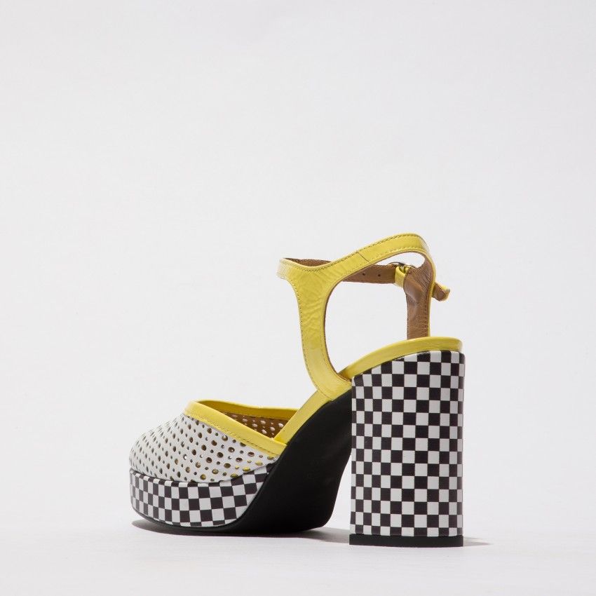 Sandals FLY LONDON