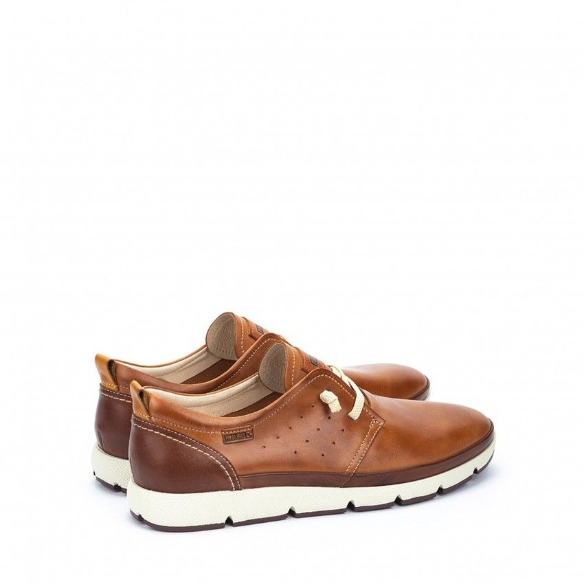 Casual PIKOLINOS