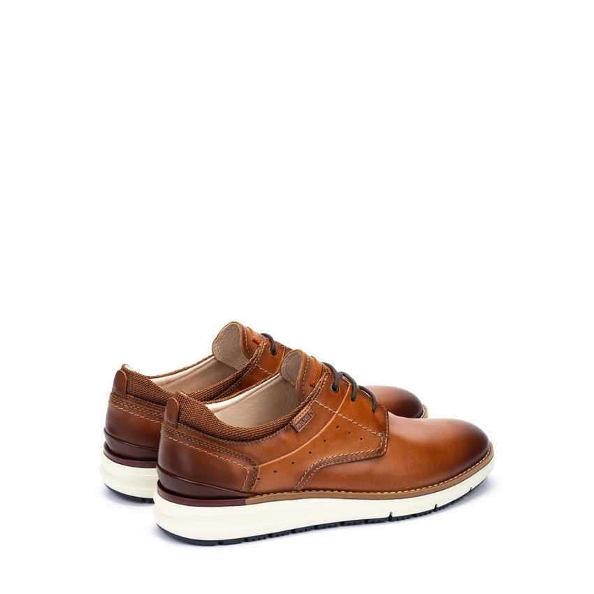 Casual PIKOLINOS