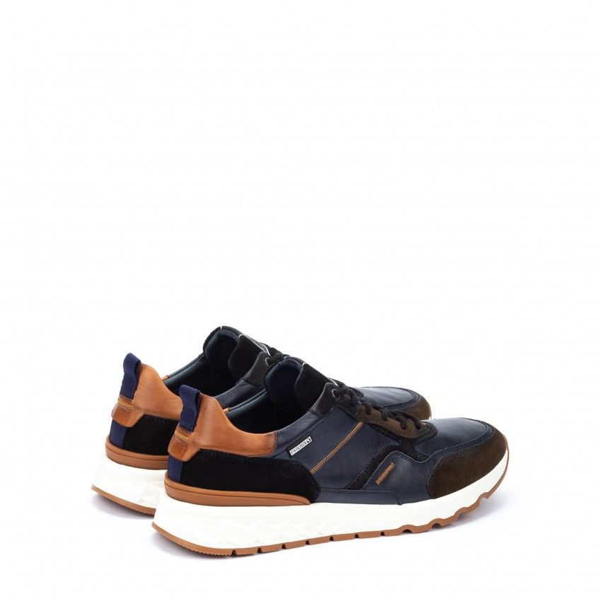 Casual PIKOLINOS