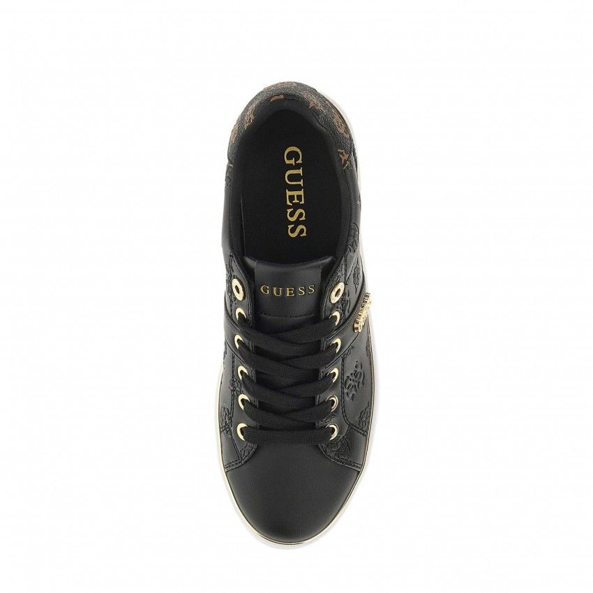 Casual GUESS