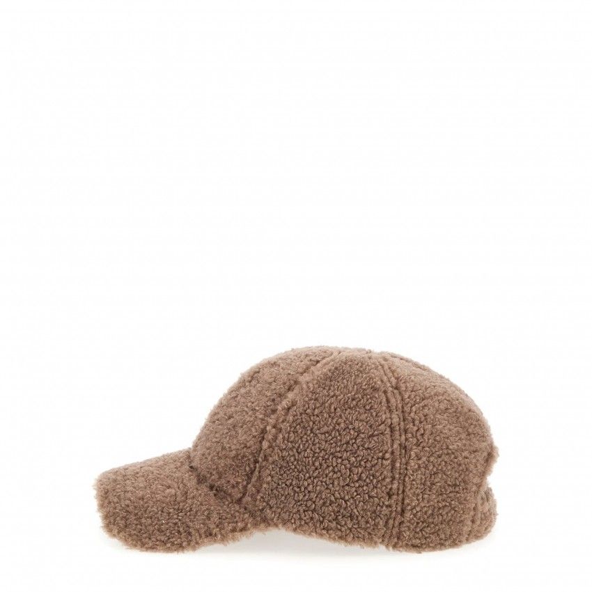 Hats and Beanies GUESS