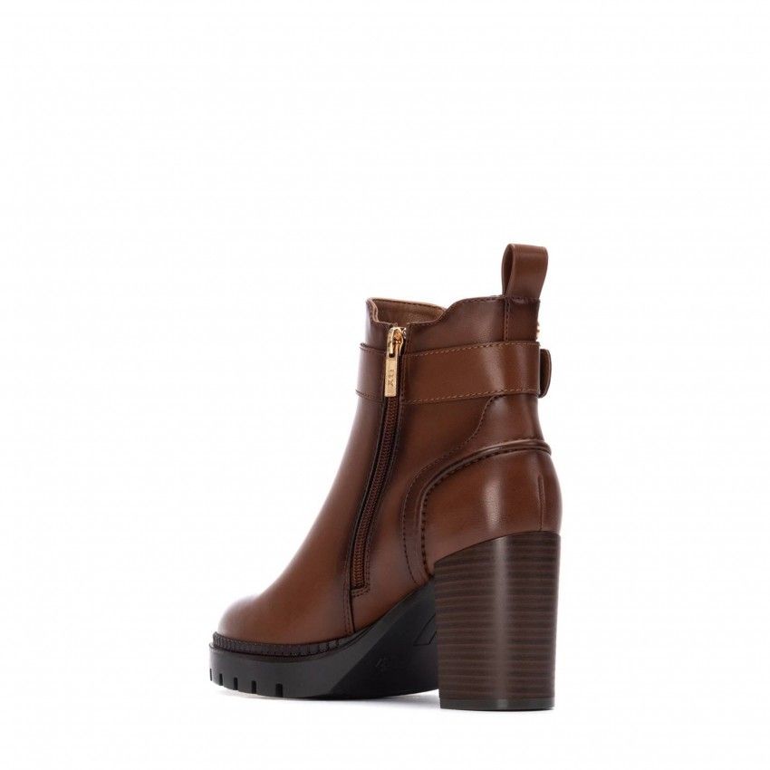 Botins XTI