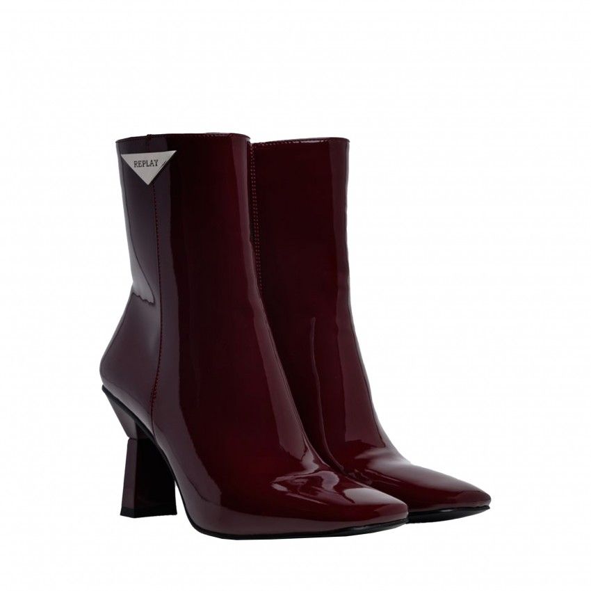 Boots REPLAY