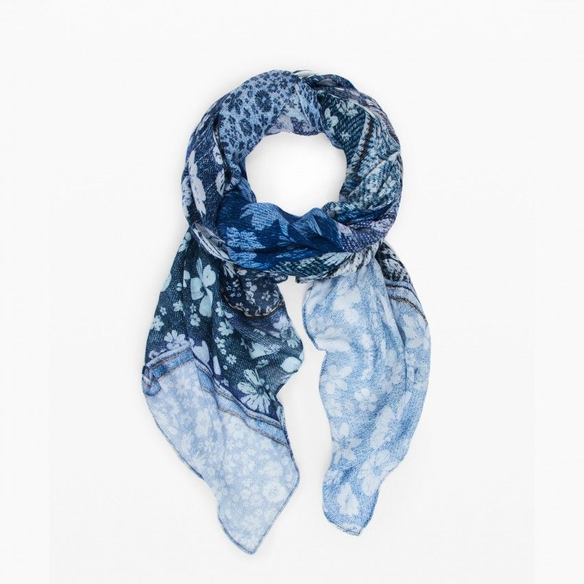 Echarpes DESIGUAL