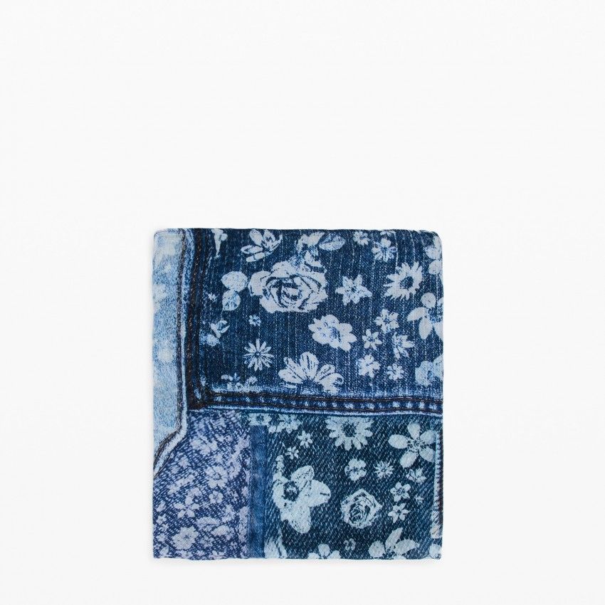 Echarpes DESIGUAL