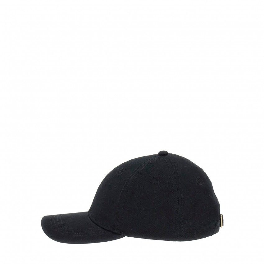 Hats and Beanies GUESS