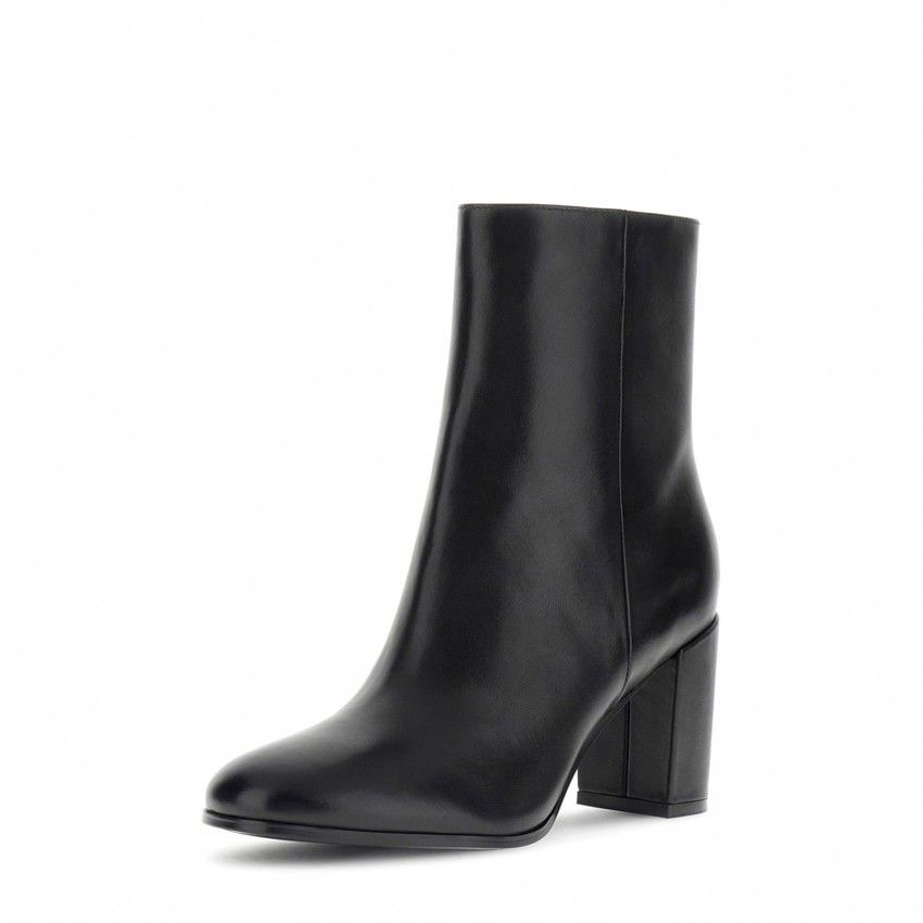 Ankle Boots GUESS