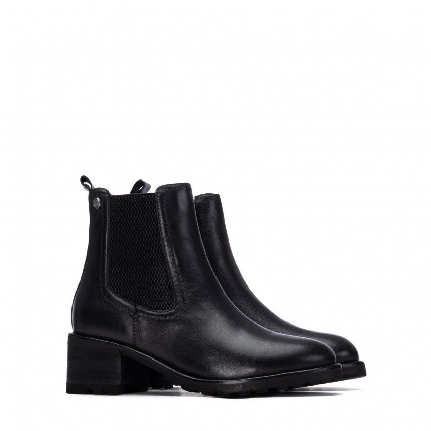 Botins CARMELA