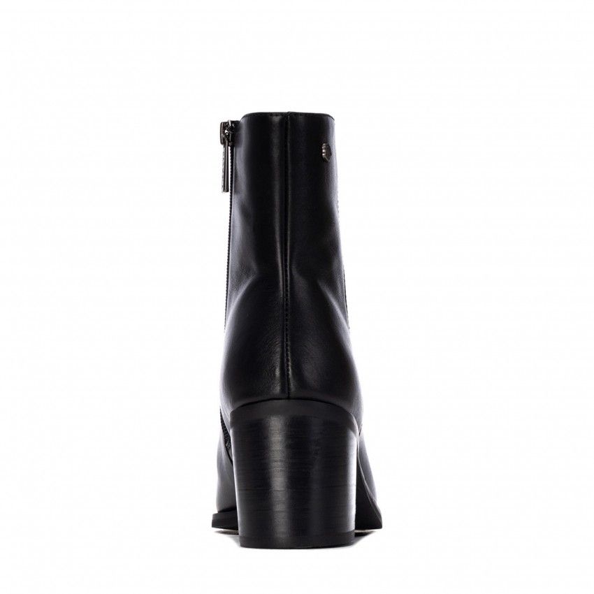 Botins CARMELA