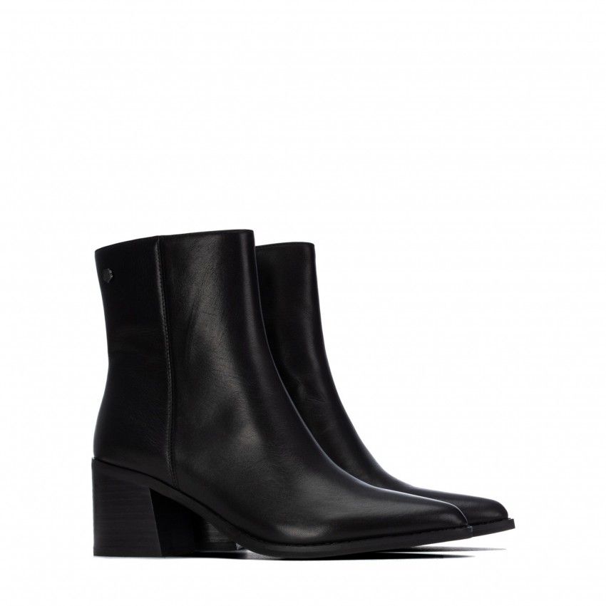 Botins CARMELA