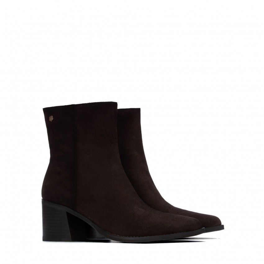 Botins CARMELA
