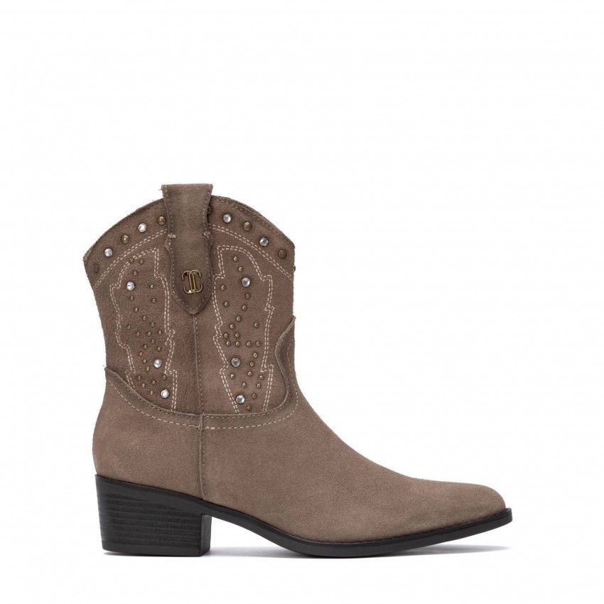 Botins CARMELA