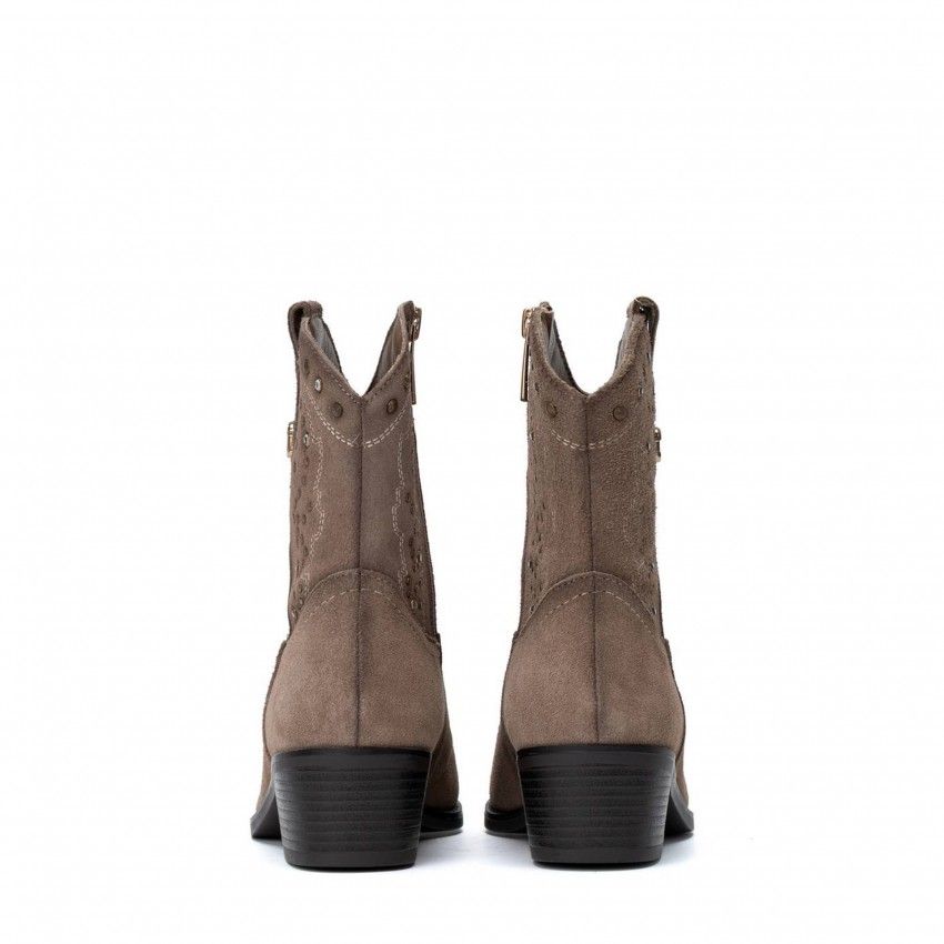 Botins CARMELA