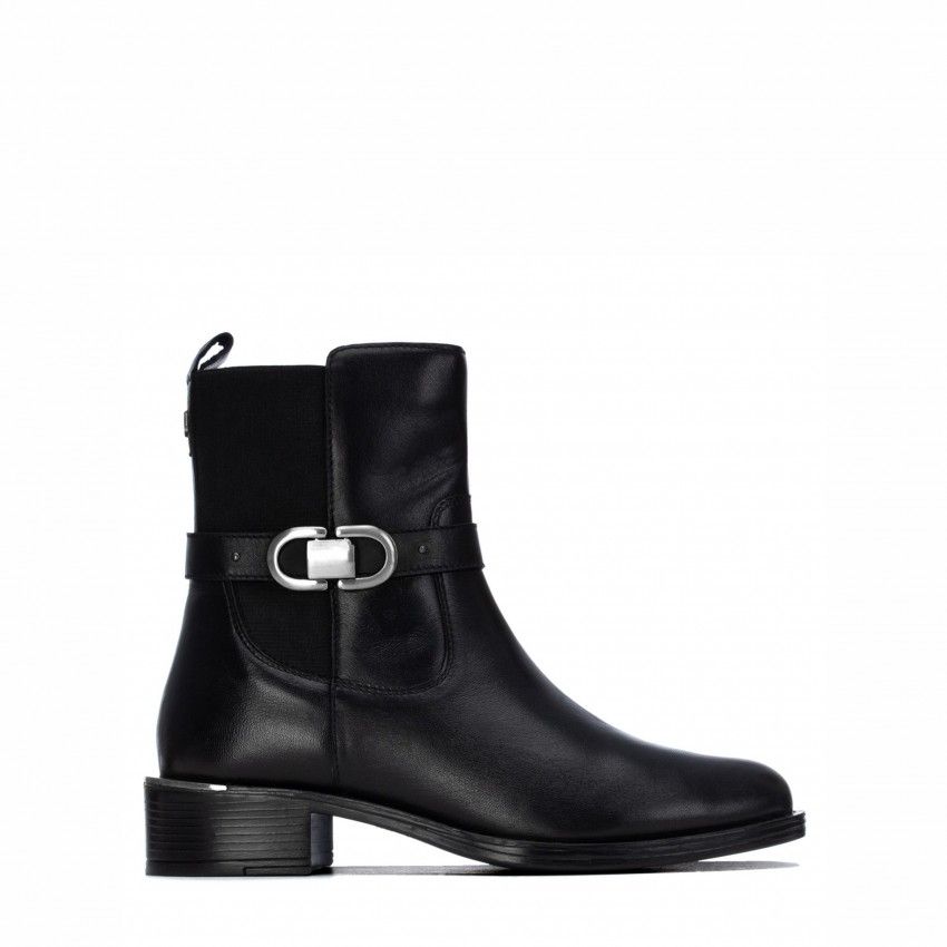 Botins CARMELA
